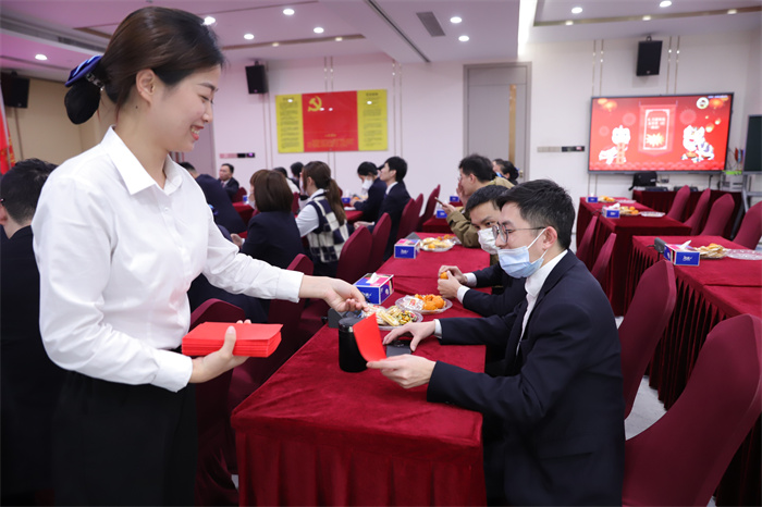 欢乐猜灯谜、喜庆闹元宵，绿源人快乐工作、不负春光(图3)
